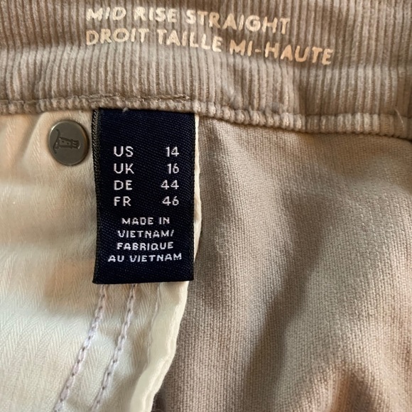 Lands’ End corduroy pants 14 - Picture 4 of 7